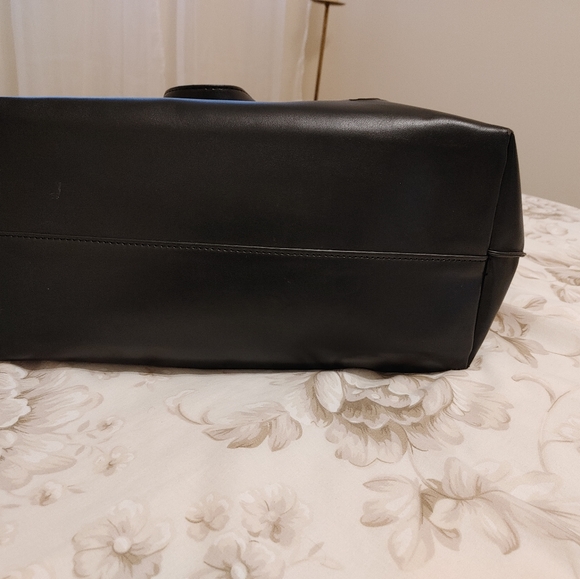 Tahari Tote - Picture 10 of 10